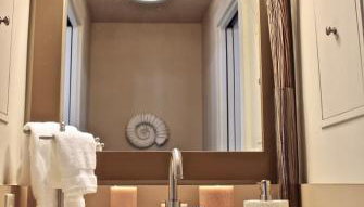 NEW Couples Retreat - sleeps 2 adults + 2 children - Foto 2