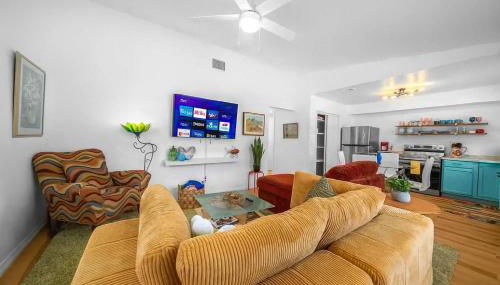 The Happy Haven - Near Manatee Tours - Pet Friendly - Foto 3