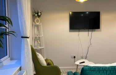 Dover Port in quiet location with Castle Views and off road parking - Foto 25