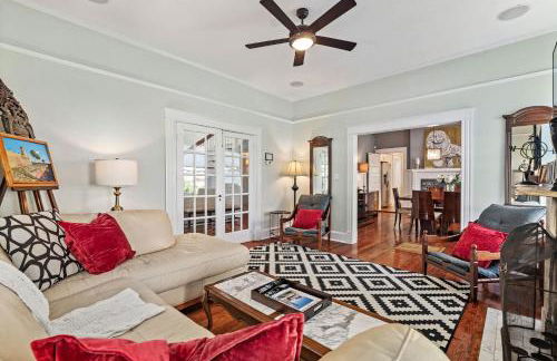 Historic Comfort l Walk to DNTN l Fire Pit - Foto 15