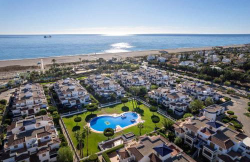 Bajo con porche en primera línea En Vera, Almeria - Foto 7