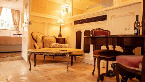 Au Petit Chateau les Bains a Thermen Morvan - Foto 2