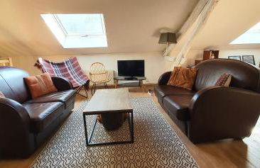 APPARTEMENT DE CHARME AU COEUR DE NEVERS - Foto 4