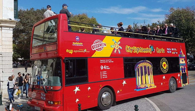Corfu Sightseeing Bus + Paleokastritsa Day Trip - Foto 2, Take you on a bus tour of Corfu's most iconic sights