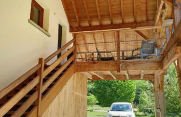 WhispeRive Lodge - le vert aux bords de rive - Photo 3