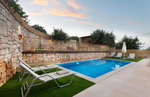 Villa Excesio - With Private Pool - Foto 10