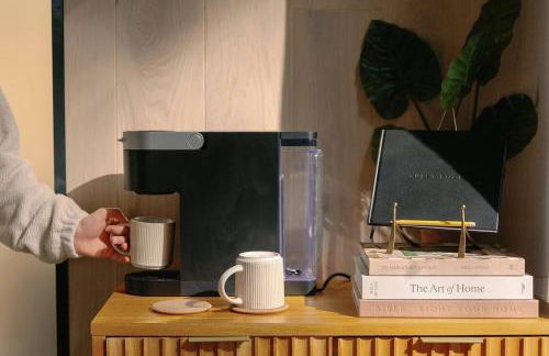 Heartleaf | Modern Lux Mirror Home | HotTub - Foto 10