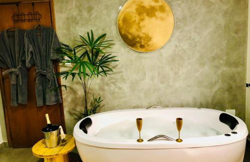 Uai House Casa com Jacuzzi, cromoterapia e colchão massageador - Foto 36