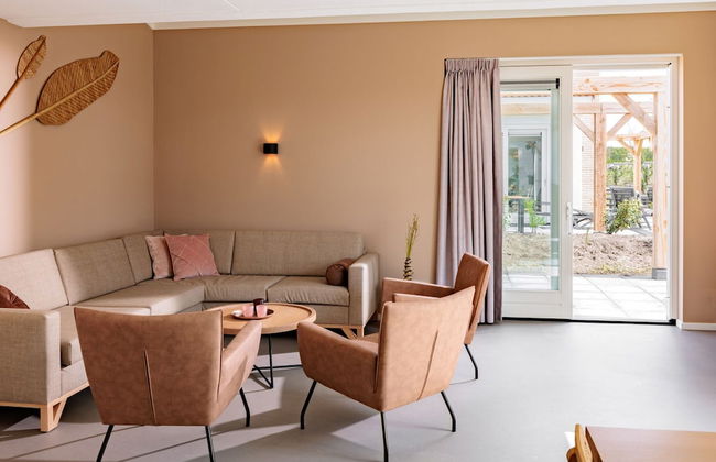 Sunny Dunimar Retreat - Photo 9