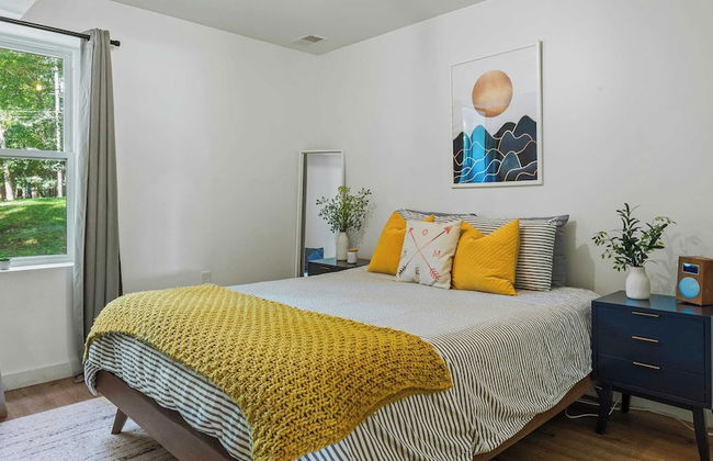 Lake Daze by Avantstay Lakefront w/ Modern Interior, Enclosed Porch & Hot Tub - Foto 30