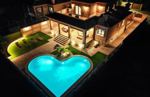 Luxe Experience Toledo * Pool * BBQ * Billar - Foto 53