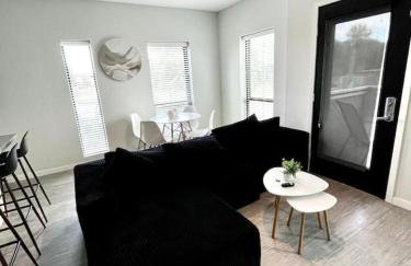 Monochrome Den - Foto 33