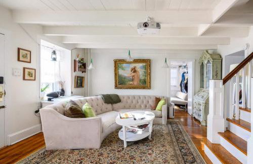 Charming & Whimsical Historic River Home - Photo 28