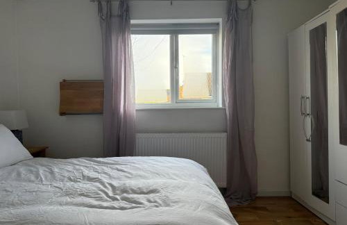 Entire House with Garden and Office - Foto 3