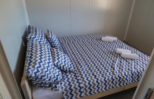 Robinson olive tree huts - Photo 14