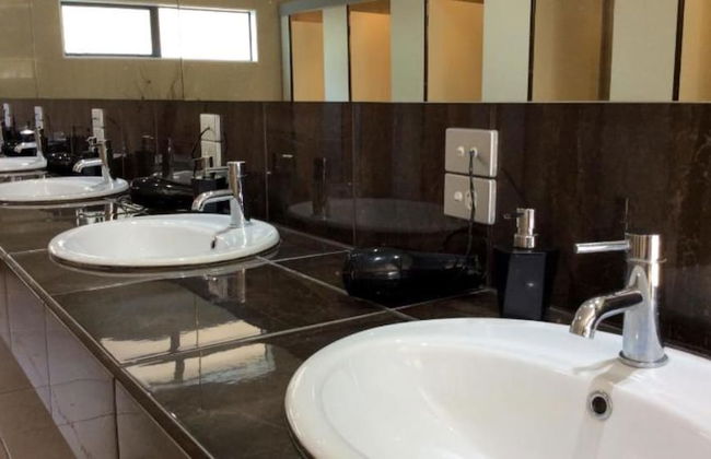 Fiordland Great Views Holiday Park - Photo 35