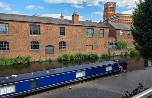 Luxury 2 Bedroom City Centre Apartment Sleeps Up to 6 HS2 Deals available - Foto 19