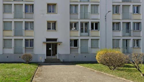 3 chambres dans grand T4 Proche Lac, ENTPE, Planétarium & Autoroute - Foto 3