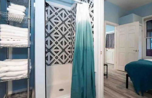 Jungle House Luxury Homes - Columbus Downtown Short North - Near Convention Center & Nationwide Arena - Free Parking - Pet Friendly - Over 5,800 Five Stars - Foto 4