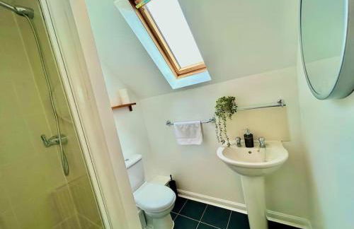 6 Bedroom House - DISC0UNTS - Parking, Contractors, Group, Family - Foto 33