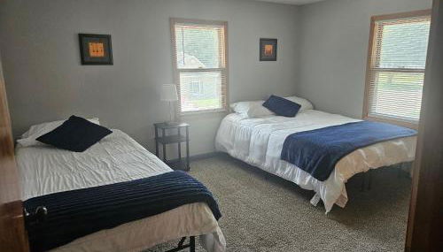 Spacious Duplex by Fairgrounds & Downtown with Fire Pit - Foto 5