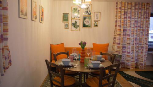 Ferienwohnung Retro-Chic Alpenblick,ab 2 ÜN Eintritt für max 2 Kinder-bis14J-in den Märchenpark Marquartstein inklusive - Foto 2