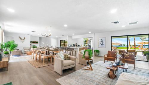 Deluxe Waterfront Villa with BBQ, Pool and Game Room - Foto 5