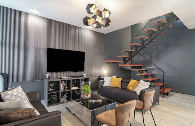 Luxurious 5-bedroom House With Air-conditioning & Private Rooftop in Juriquilla - Foto 11