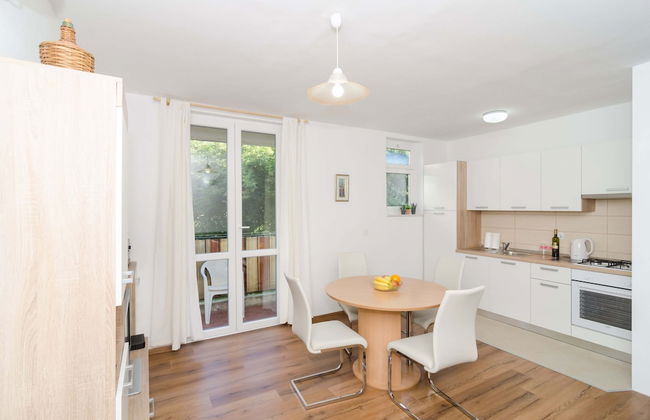 Vintage Dream Peyton Apartment - Photo 10