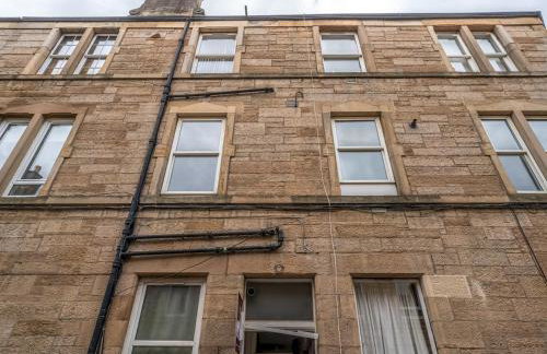 Superb 1 Bed Flat in Traditional Victorian Building - Pass the Keys - Foto 24