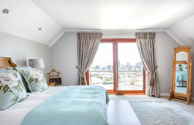 3 Bedroom Hilltop Home With Spectacular Views - Foto 8