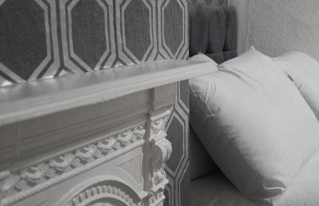 Dean House - Photo 17