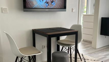 Living at Saarpartments - AdultsOnly - Business & Holiday Homes with Kitchen for Long- and Short Term stay, 3 min to St Johanner Markt and Points of Interest - Foto 3