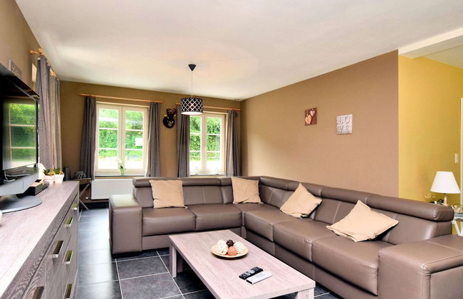 Holiday Home in Hastiere Near Forest - Foto 17