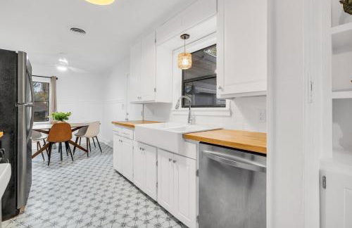 Modern King Bed 5 mins to Downtown - Foto 8