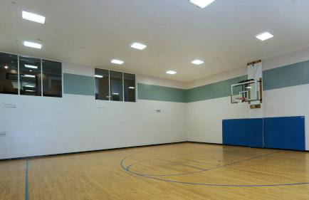 Newport 1 BR w Work Setup by Anyplace - 11747 - Foto 45