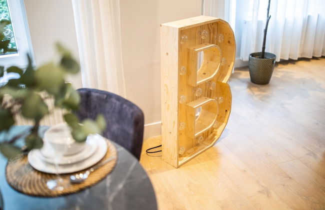 Spacious 2 Bedroom Serviced Apartments 71-77m2 - Photo 3