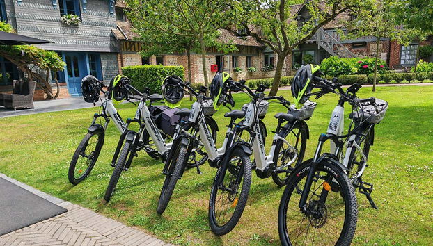 Des vélos prêts pour la balade de Honfleur