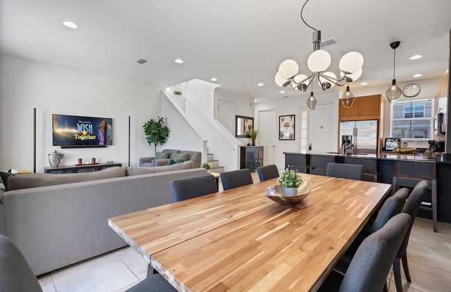 Private Hot Tub 3-bedroom 8 Miles From Disney - Photo 68