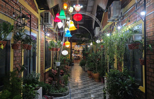 Tween House - Photo 34