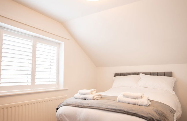 Ridley House Apartments - Photo 8