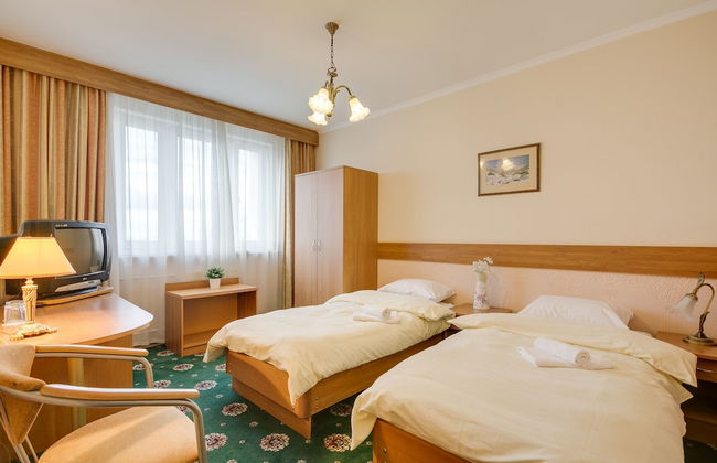 41 Orekhovo 3 Bedroom Apartment near Tsaritsyno Park - Photo 4