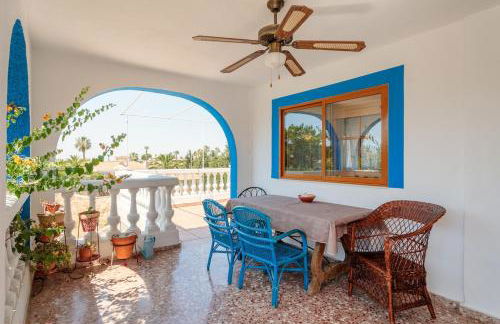 Villa with private swimming-pool in quiet location - Foto 2