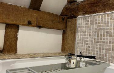 Heritage Cottage with a Pool - Photo 22