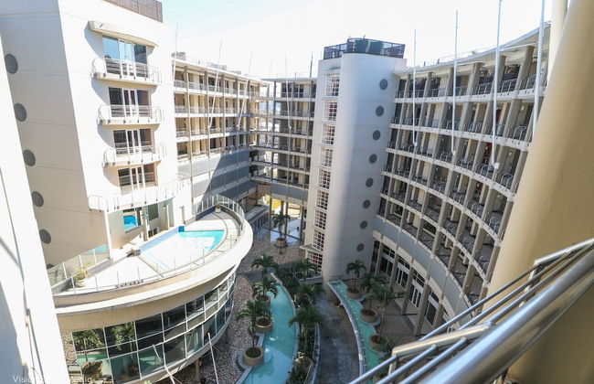 1 Bedroom Luxury Apartment - Photo 31