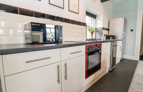 The Stable - Photo 11