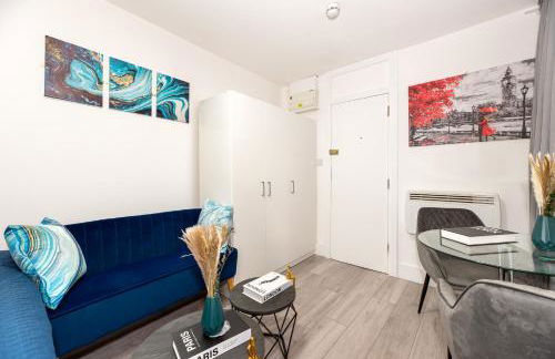 Cozy Ground-Floor Studio, Excellent City Access - Photo 26