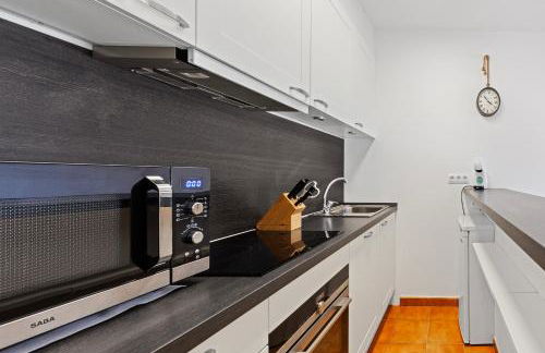 Apartamento con Piscina y Terraza cerca del Mar - Foto 17