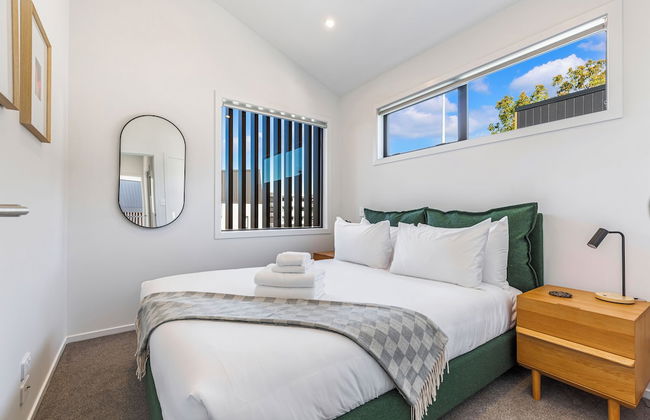 Modern 2BR Townhouse in Mission Bay I Zodiak Stays - Photo 3