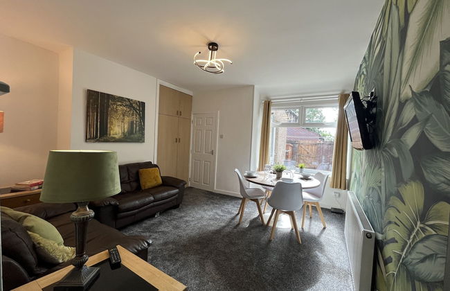 Modernised Central Wigan Townhouse Sleeps up to 6 - Foto 22